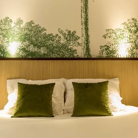 Hotel Western Le Bois De La Marche Liguge