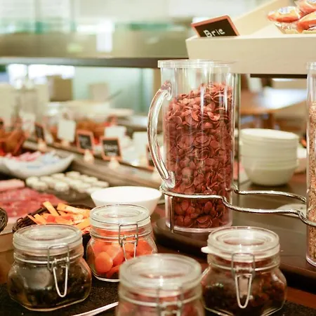 ホテル ベストウエスタン ル ボワ ド ラ マルシュ 3*