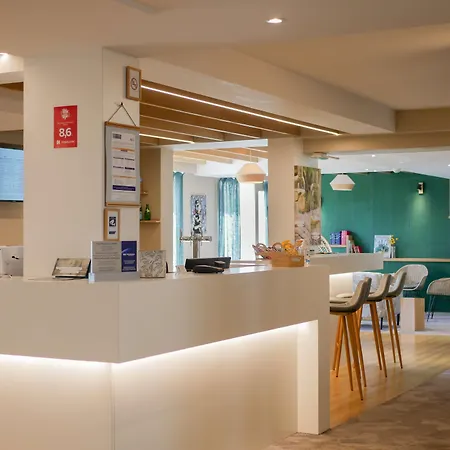 Western Le Bois De La Marche