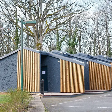 Western Le Bois De La Marche Liguge