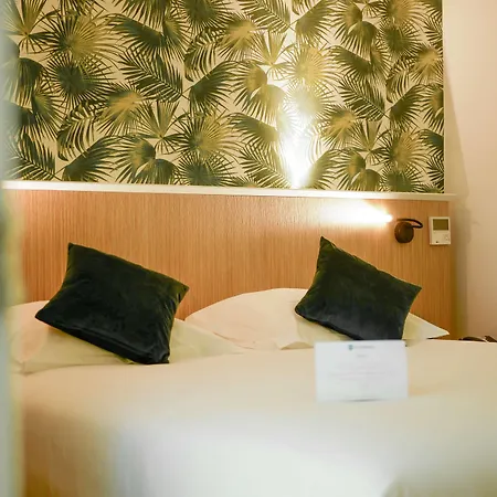 Otel Western Le Bois De La Marche