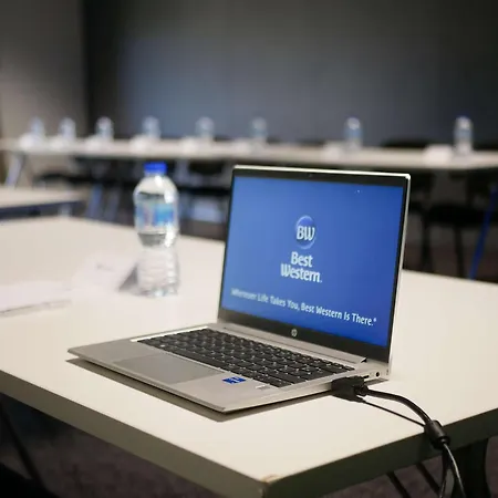 Western Le Bois De La Marche Hotel 3*