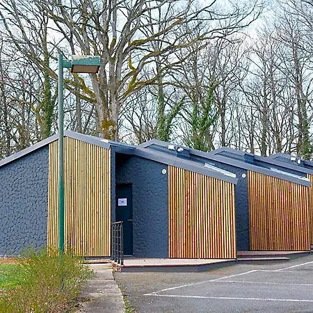 Western Le Bois De La Marche Otel 3*