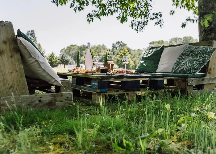 Hotel Western Le Bois De La Marche 3*