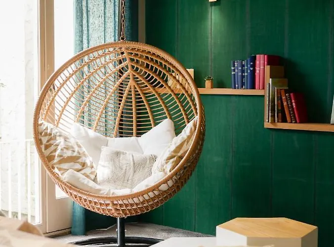 Western Le Bois De La Marche