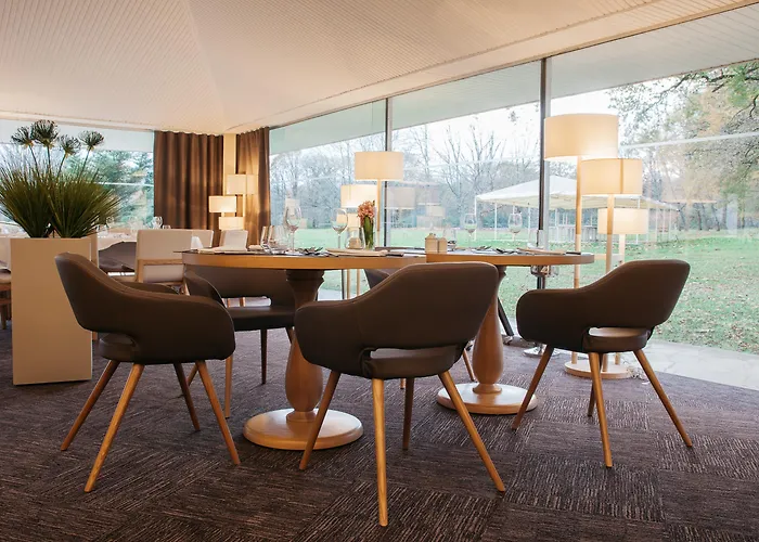 Western Le Bois De La Marche 3* Liguge