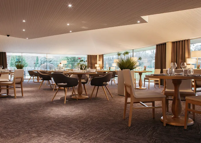 Western Le Bois De La Marche