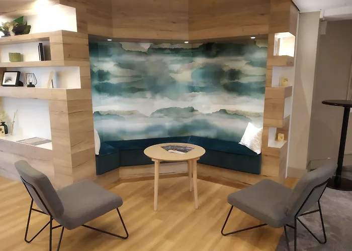 Hotel Western Le Bois De La Marche 3*