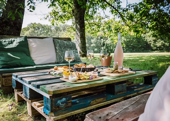 Hotel Western Le Bois De La Marche Liguge