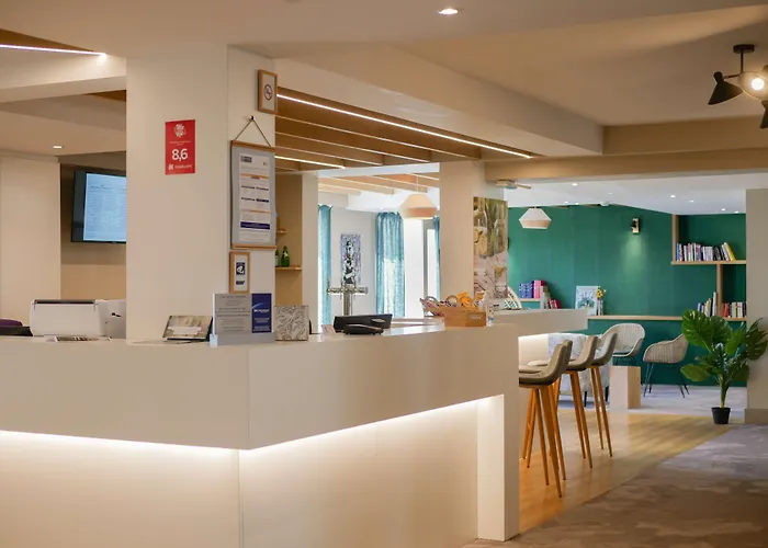 Western Le Bois De La Marche