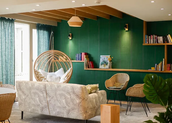 Hotel Western Le Bois De La Marche 3*