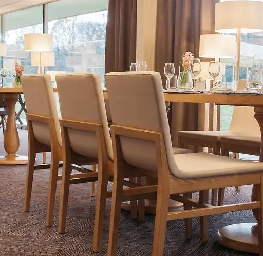 Hotel Western Le Bois De La Marche 3*